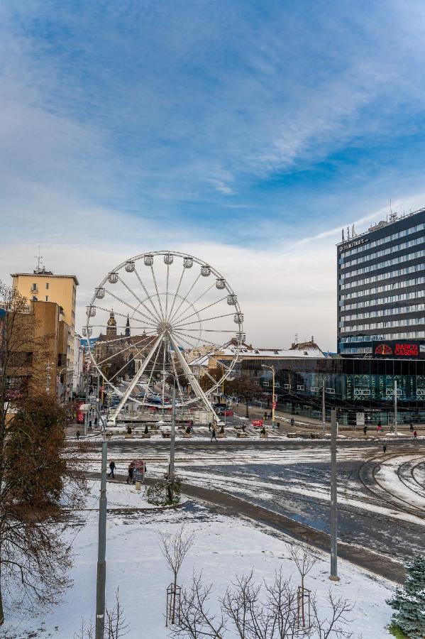 Apartman Mezonet Na Namesti Košice Esterno foto